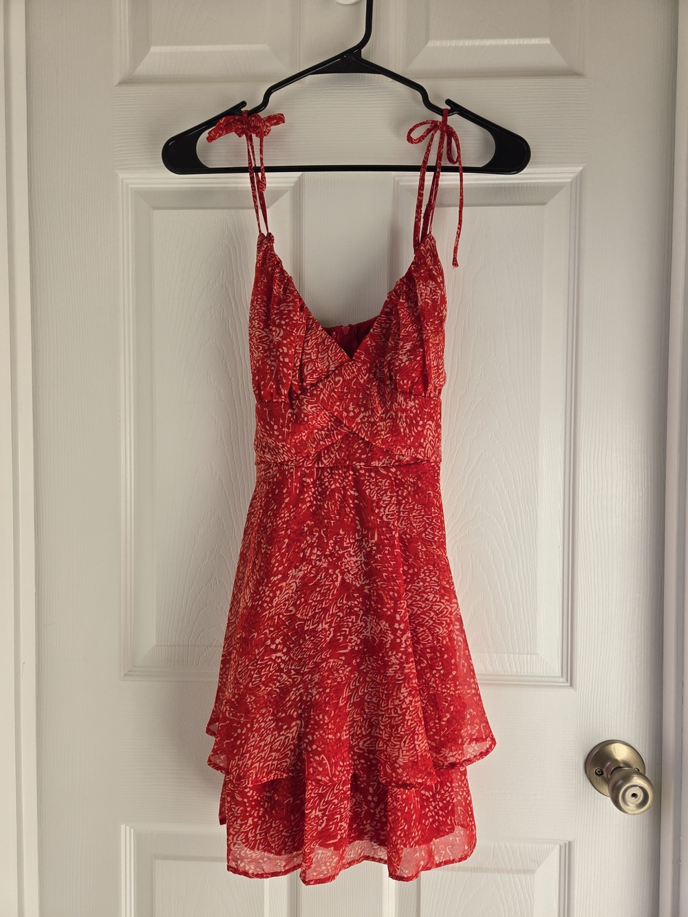Crystal Doll Red Printed Chiffon Ruffle Tie-Strap Mini Dress Medium